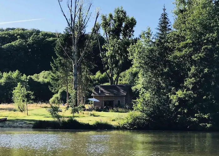 La De L'etang Шале *